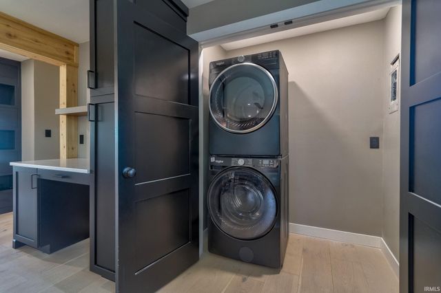 2901 Eastbrooke Drive, Evansville, IN 47711