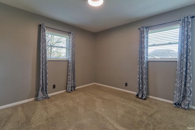 2901 Eastbrooke Drive, Evansville, IN 47711