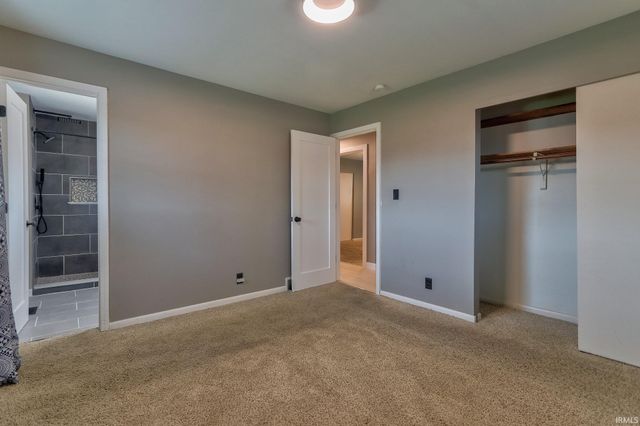 2901 Eastbrooke Drive, Evansville, IN 47711