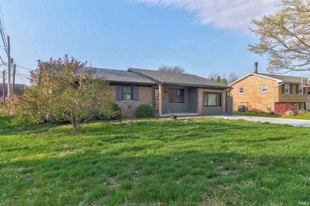 2901 Eastbrooke Drive, Evansville, IN 47711