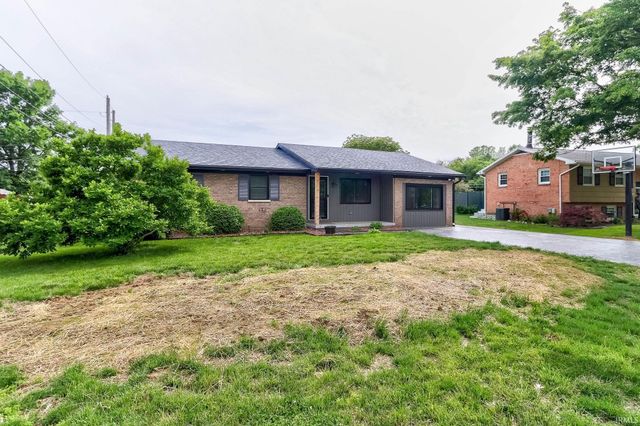 2901 Eastbrooke Drive, Evansville, IN 47711