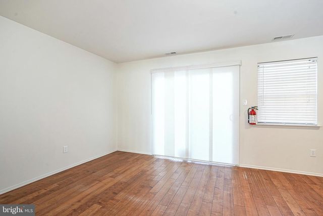 3312 LARKSPUR CT, Mays Landing, NJ 08330