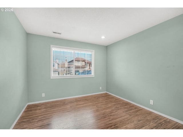 17820 Nw ELK MEADOW Ln, Portland, OR 97229