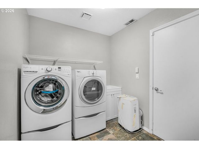 17820 Nw ELK MEADOW Ln, Portland, OR 97229