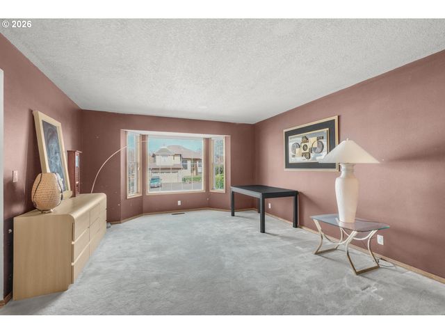 17820 Nw ELK MEADOW Ln, Portland, OR 97229