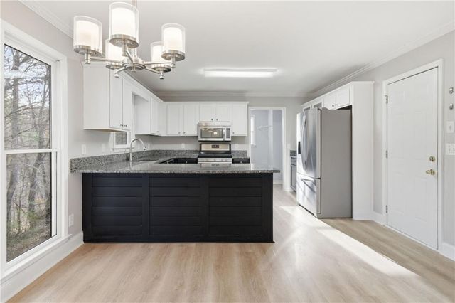 201 Arbor Hills N Road, Talking Rock, GA 30175