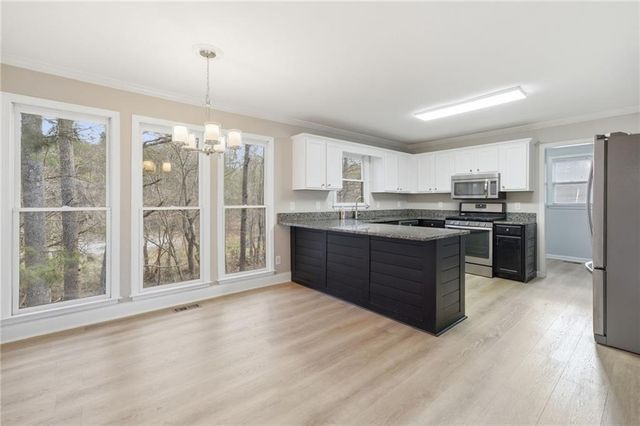 201 Arbor Hills N Road, Talking Rock, GA 30175