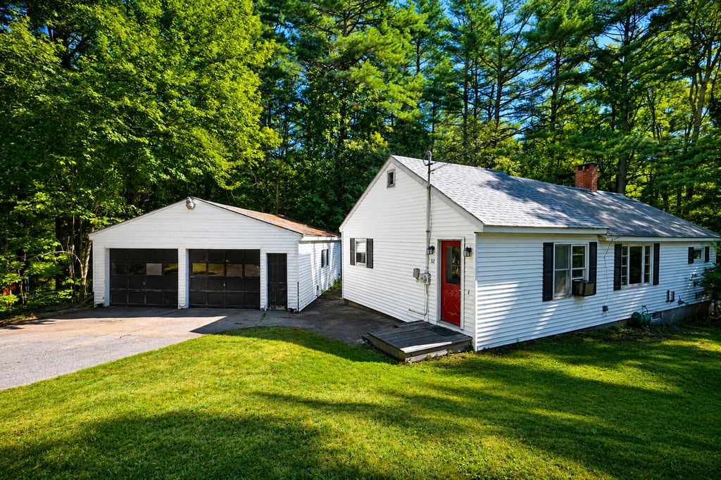 32 Farwell Street, Lisbon, ME 04250 — exterior