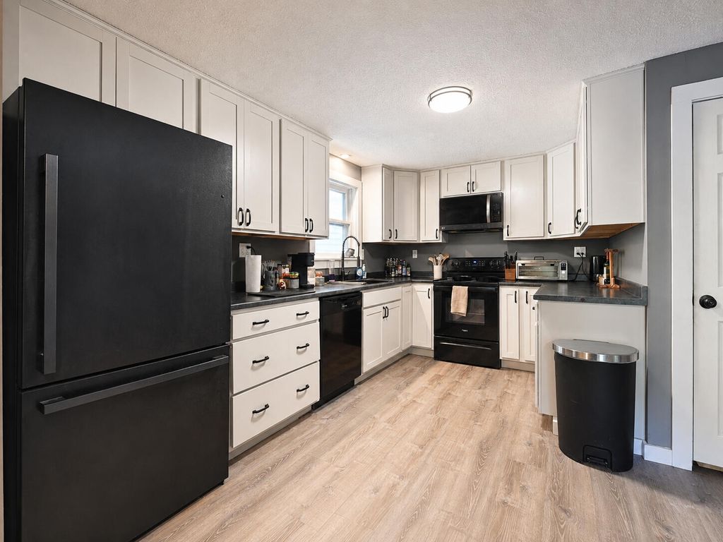 32 Farwell Street, Lisbon, ME 04250 — photo 5