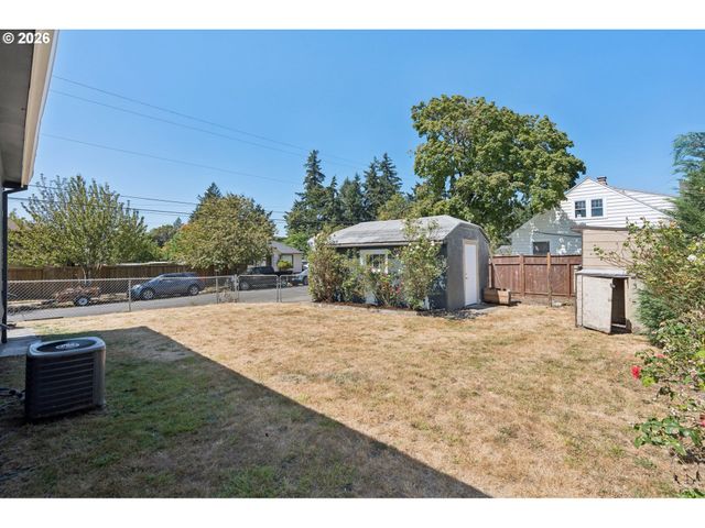 2905 Se HARRISON St, Milwaukie, OR 97222