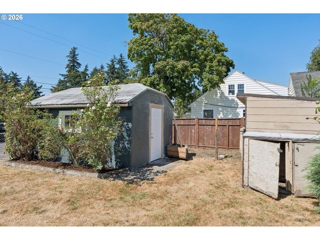 2905 Se HARRISON St, Milwaukie, OR 97222