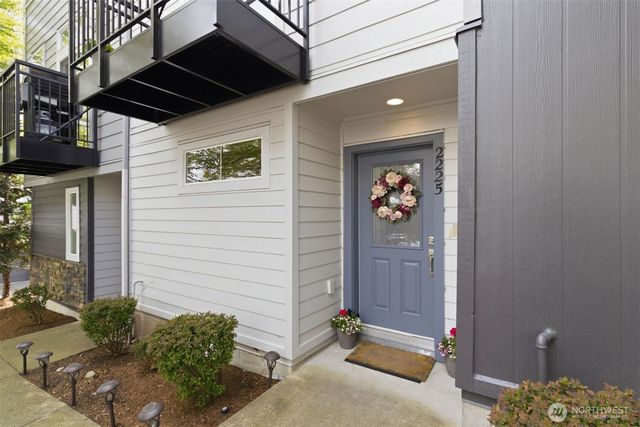 2225 NW Moraine Place, Issaquah, WA 98027