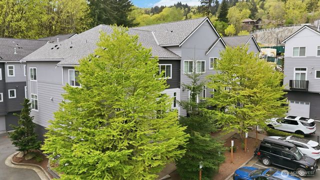 2225 NW Moraine Place, Issaquah, WA 98027
