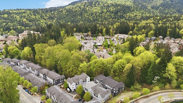 2225 NW Moraine Place, Issaquah, WA 98027