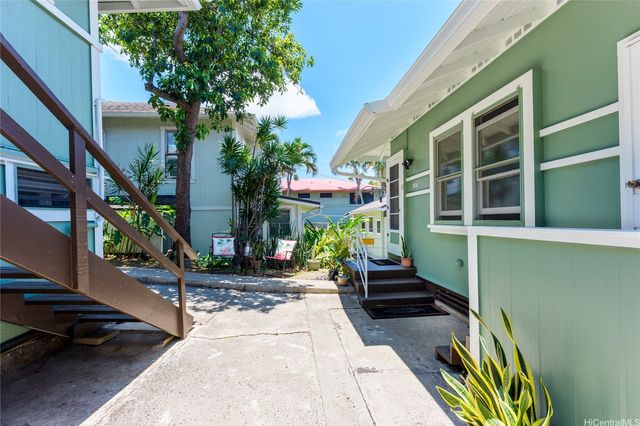 1634 Lusitana Street, Honolulu, HI 96813