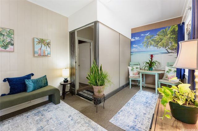 1634 Lusitana Street, Honolulu, HI 96813