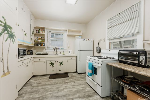 1634 Lusitana Street, Honolulu, HI 96813