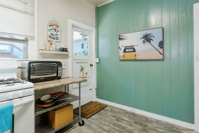 1634 Lusitana Street, Honolulu, HI 96813