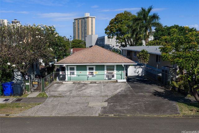 1634 Lusitana Street, Honolulu, HI 96813