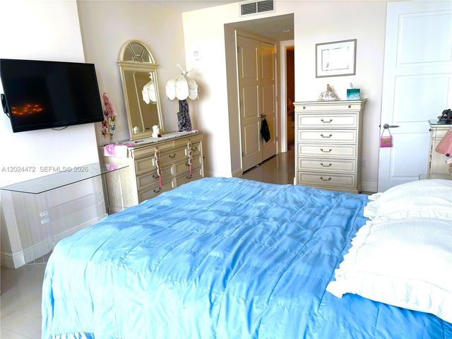 3333 NE 32nd Ave 1207, Fort Lauderdale, FL 33308
