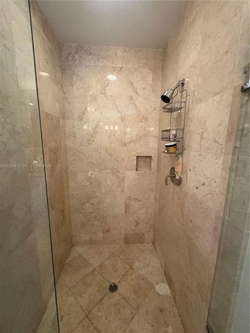 3333 NE 32nd Ave 1207, Fort Lauderdale, FL 33308
