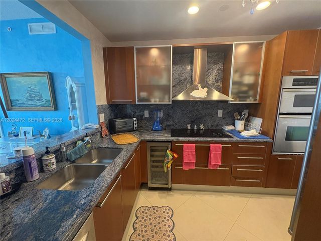3333 NE 32nd Ave 1207, Fort Lauderdale, FL 33308