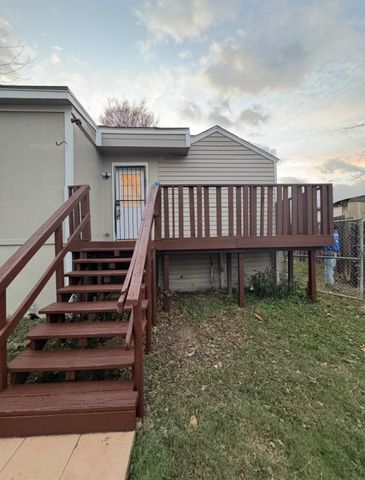 310 Avenue J, Dallas, TX 75203