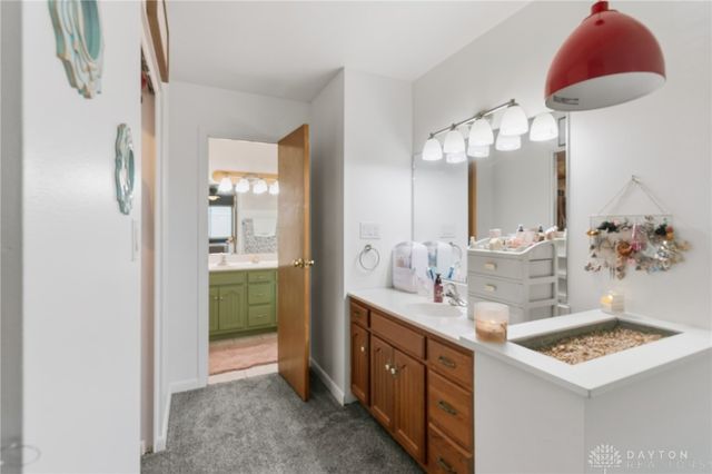 2386 E Rahn Road, Dayton, OH 45440