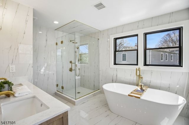 107 Pleasantview Ave, New Providence Boro, NJ 07974