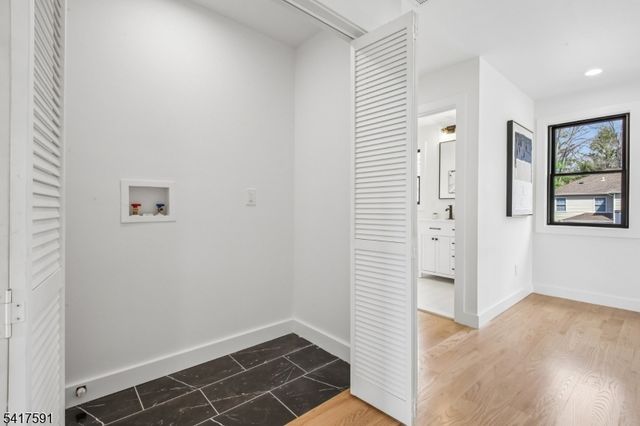 107 Pleasantview Ave, New Providence Boro, NJ 07974