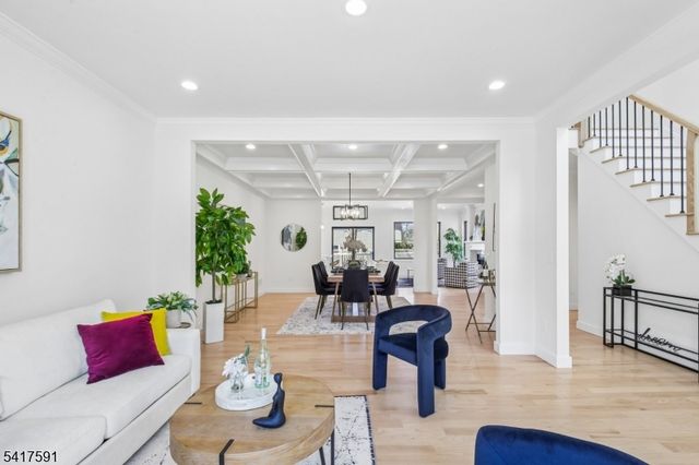 107 Pleasantview Ave, New Providence Boro, NJ 07974