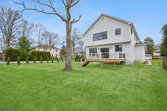 107 Pleasantview Ave, New Providence Boro, NJ 07974