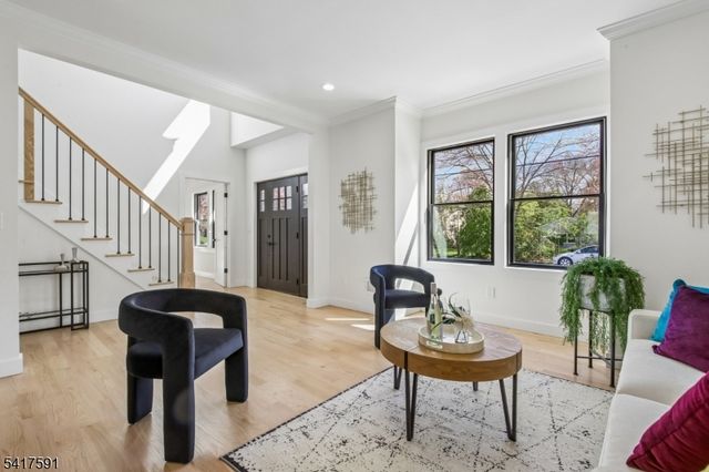 107 Pleasantview Ave, New Providence Boro, NJ 07974