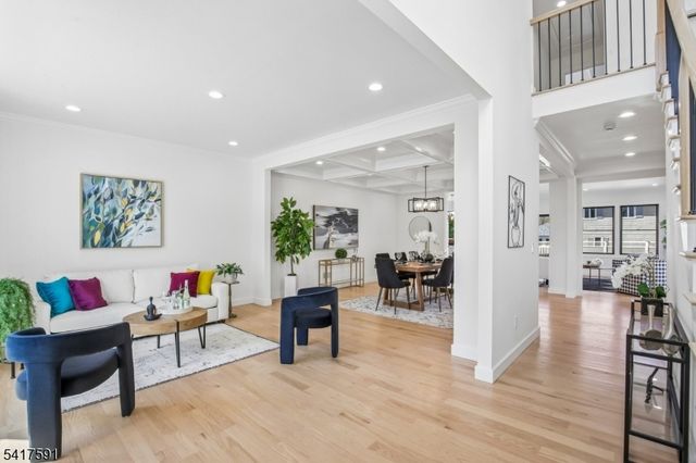 107 Pleasantview Ave, New Providence Boro, NJ 07974