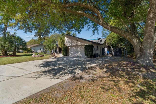 5059 BERNADETTE DRIVE, Zephyrhills, FL 33541
