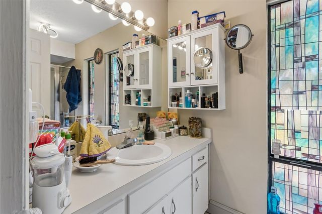 5059 BERNADETTE DRIVE, Zephyrhills, FL 33541