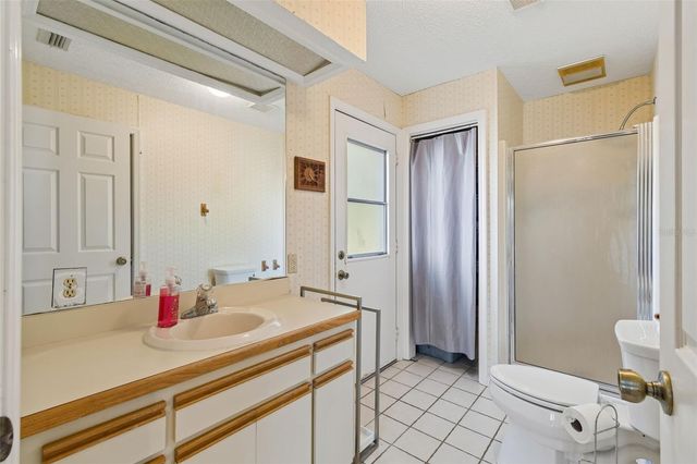 5059 BERNADETTE DRIVE, Zephyrhills, FL 33541