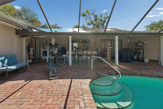 5059 BERNADETTE DRIVE, Zephyrhills, FL 33541