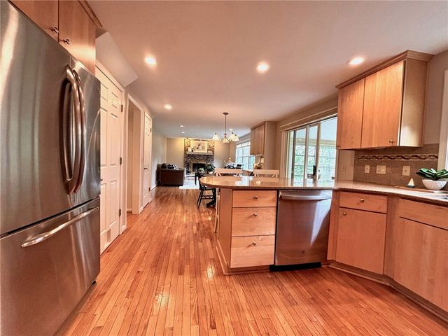 64 Framingham Lane, Pittsford, NY 14534