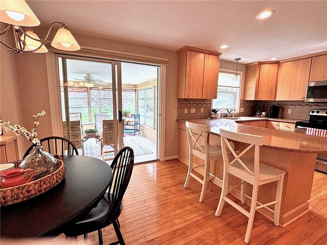 64 Framingham Lane, Pittsford, NY 14534