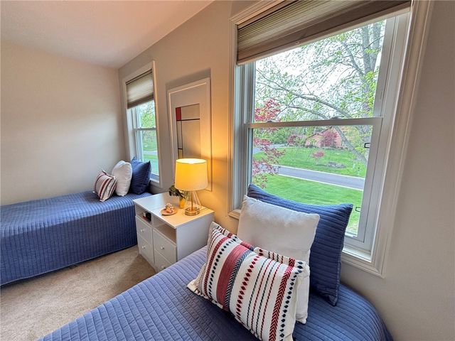 64 Framingham Lane, Pittsford, NY 14534