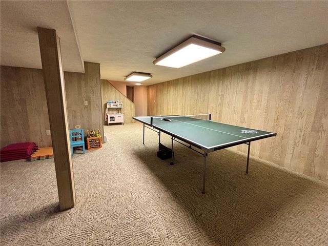 64 Framingham Lane, Pittsford, NY 14534