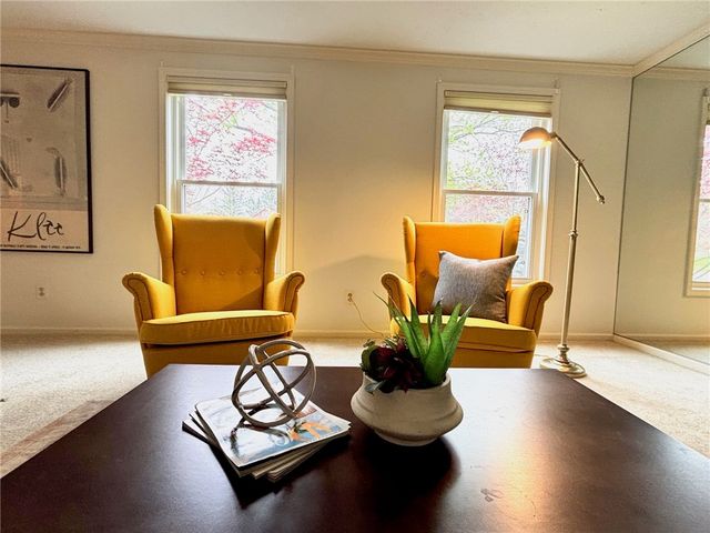 64 Framingham Lane, Pittsford, NY 14534