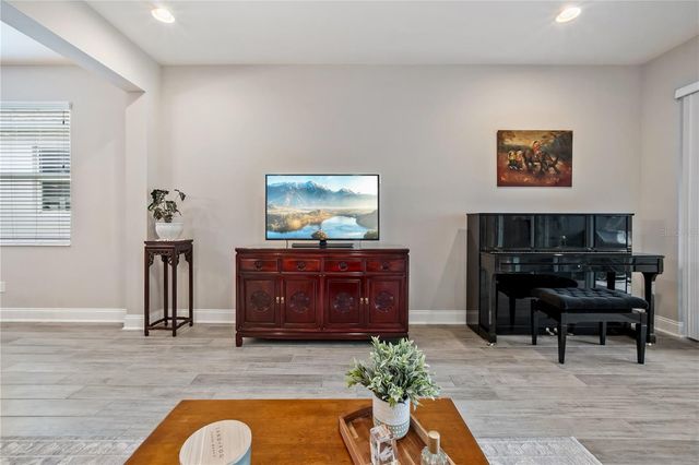 1143 HULL ISLAND DRIVE, Oakland, FL 34787