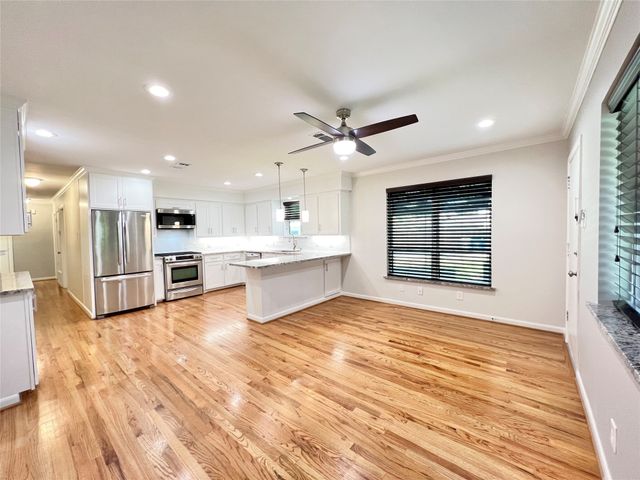 9706 Twin Creek Drive, Dallas, TX 75228