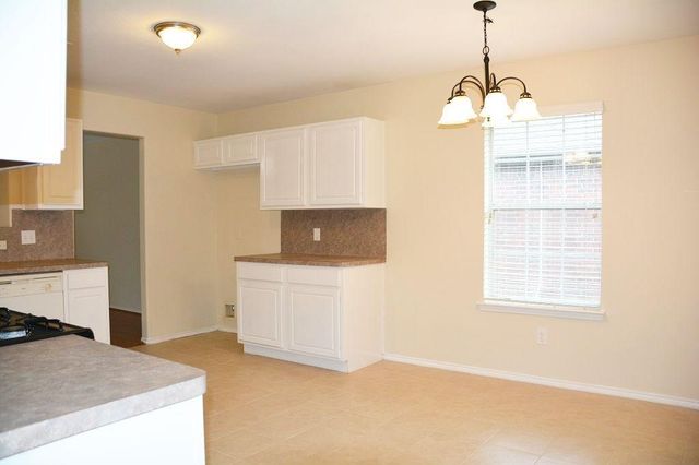 10011 NW Park Place Drive, Houston, TX 77086