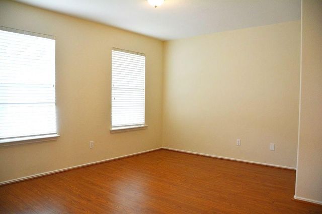 10011 NW Park Place Drive, Houston, TX 77086