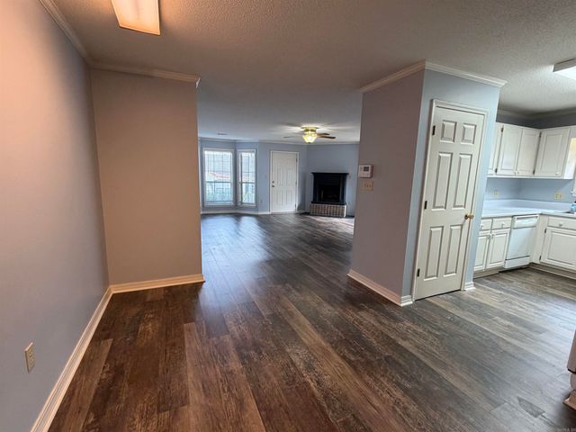 28 River Oaks Trace, Searcy, AR 72143