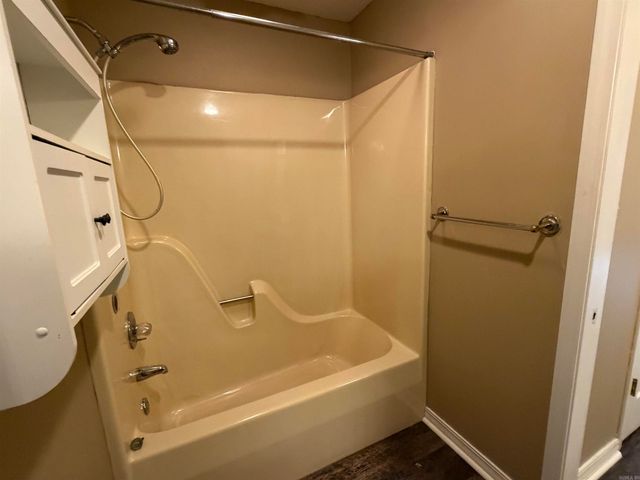 28 River Oaks Trace, Searcy, AR 72143