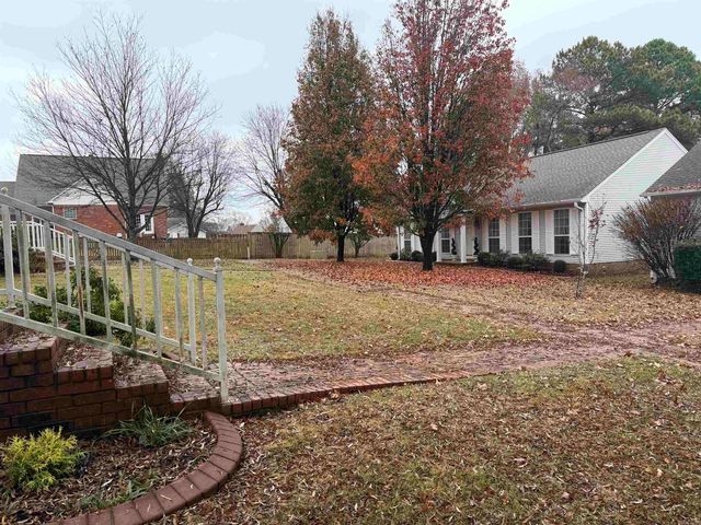 28 River Oaks Trace, Searcy, AR 72143
